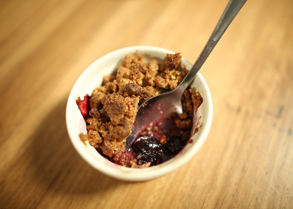 Gluten-Free Berry Crumble