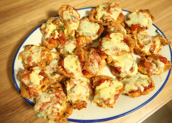 Chicken Parmi Nuggets recipe - The Cooks Pantry