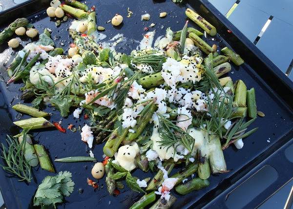 Spanner Crab and Asparagus salad recipe - The Cooks Pantry