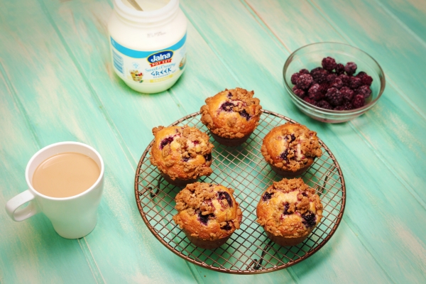 2178 Blackberry Yoghurt Muffins recipe - The Cooks Pantry